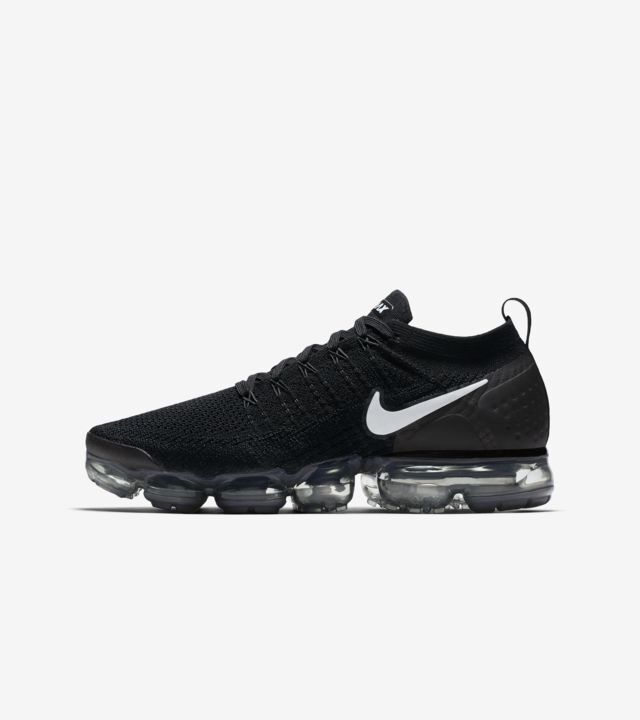 送料込/最安値】新品NIKE VAPORMAX FLYKNIT 2 Black White 