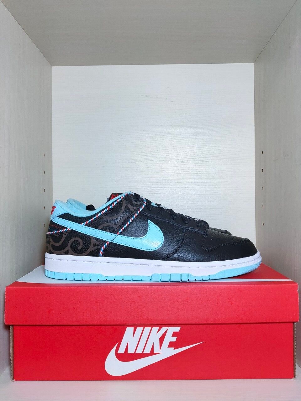 送料込/最安値】NIKE DUNK LOW RETRO SE Barber Shop | R