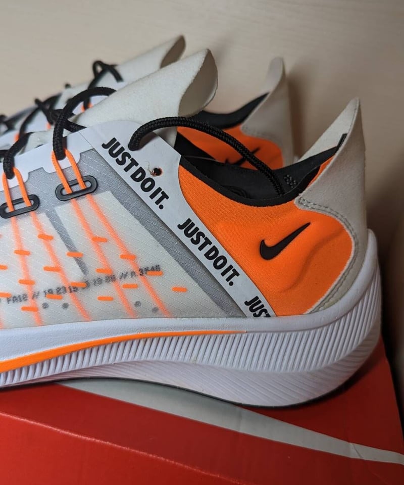ナイキ メンズ スニーカー Nike Exp X14 ランニングシューズ White/Total Orange/Black/Wolf Grey 実質定価以下／送料サービス】希少! NIKE（ナイキ）EXP-X14 SE 