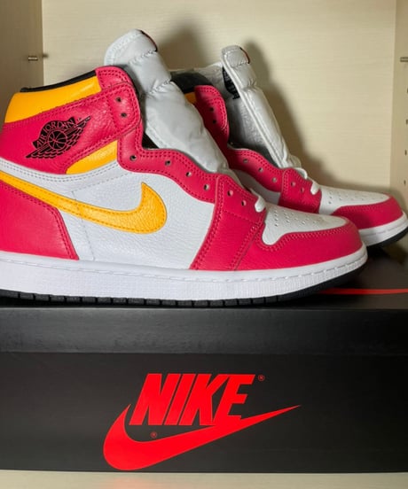 【定価以下販売】新品NIKE AIR JORDAN 1 RETRO HIGH OG LIGHT FUSION RED