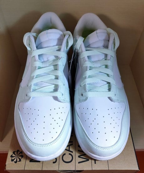 【送料込/最安値】NIKE W DUNK LOW NEXT NATURE WHITE/BARELY GREEN