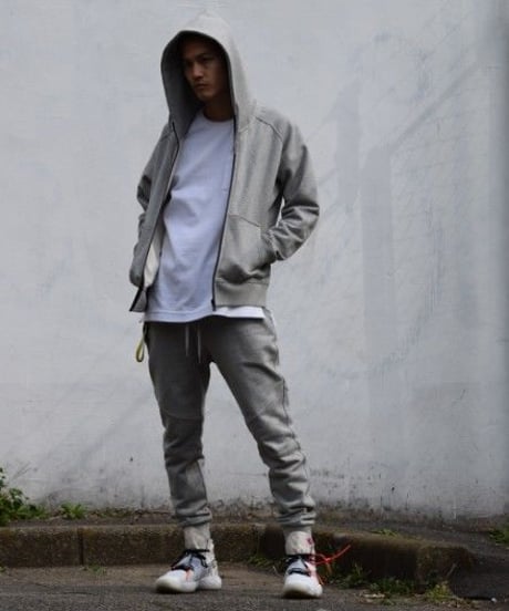 【テレビ掲載・超撥水】高品質の証・フードが立つ／ラグランフロントファスナーパーカー杢グレー　Raglan Zip Hooded Sweatshirt Heather Gray