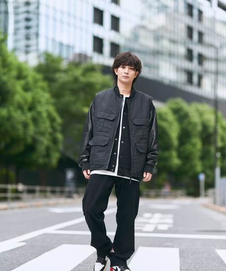 【最後の１着】「一生モノ」アウトドアに最適！難燃・撥水・本革『７WAY』究極の手ぶらスタジャン