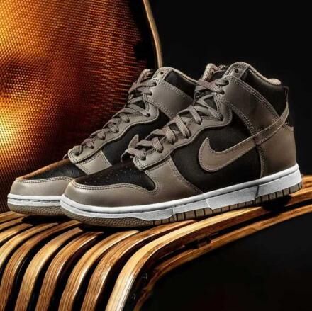 Nike WMNS Dunk High "Moon Fossil" 29cm