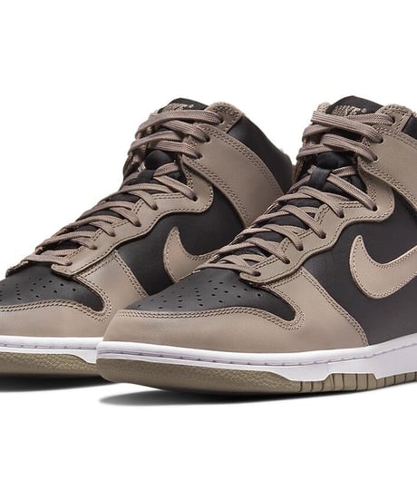 【送料込/最安値】NIKE WMNS DUNK HIGH BLACK/MOON FOSSIL-BLACK