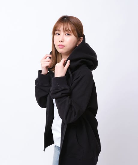 【超撥水】フードが立つ上質素材を使用したZIP UPパーカー／Raglan Zip Hooded Sweatshirt Black