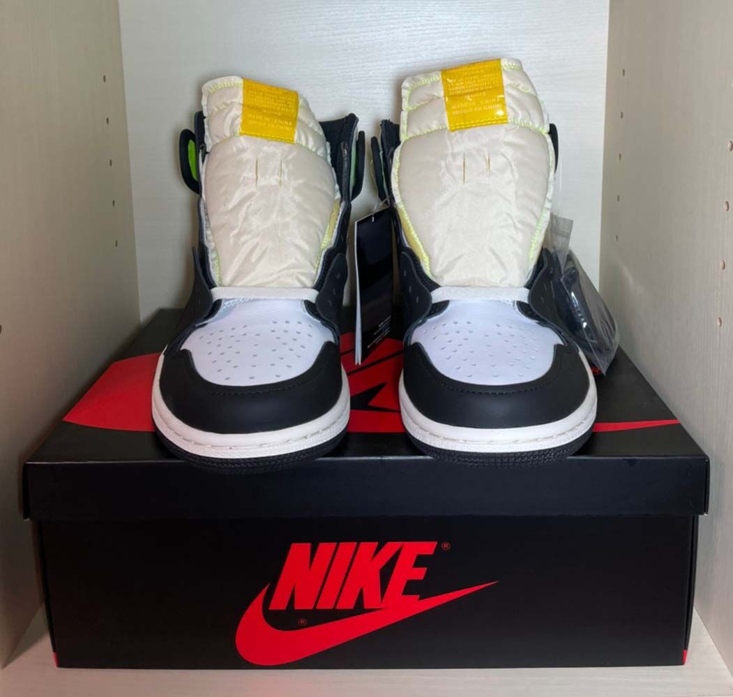 送料込/実質定価販売】新品NIKE AIR JORDAN 1 RETRO HIGH OG V