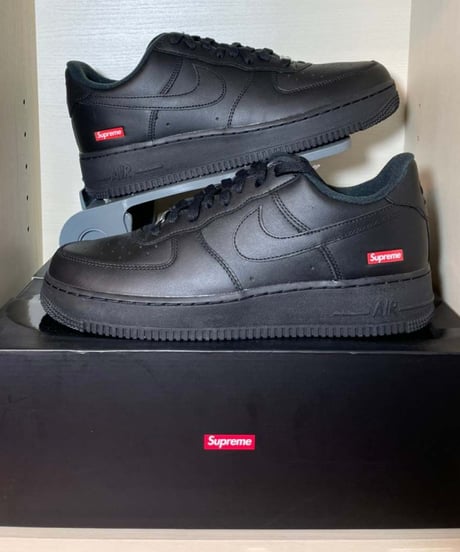 【送料込/最安値】新品 NIKE AIR FORCE 1 LOW BLACK "Supreme®"