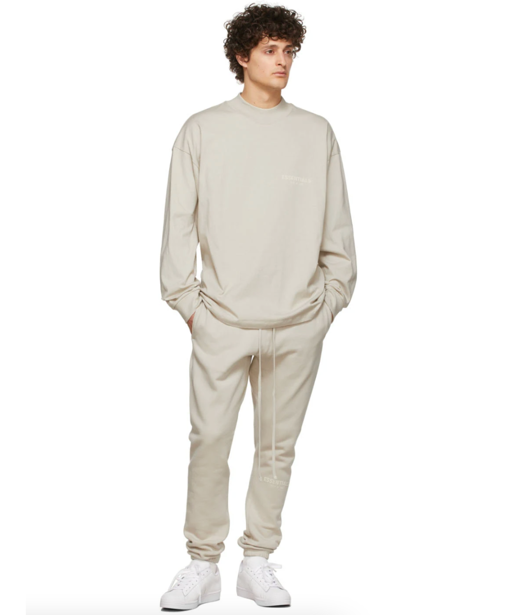 【本物・新品・送料込み】ESSENTIALS Beige Relaxed