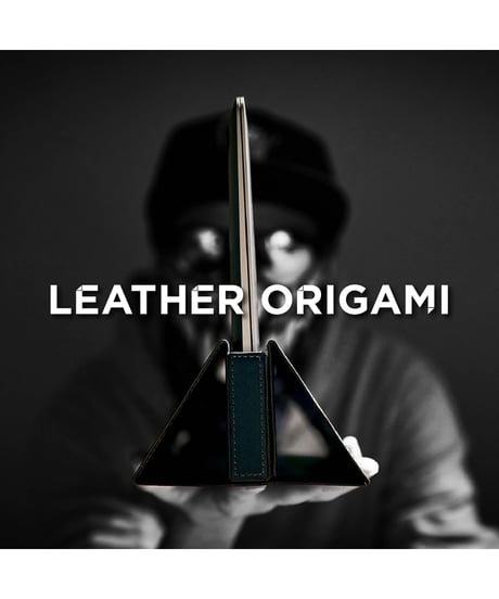 【特許取得】快適性を極めたPCケースの最高到達点／4WAY撥水本革パソコンケース／LEATHER ORIGAMI®