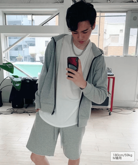 【テレビ掲載・超撥水】高品質の証・フードが立つ／ラグランフロントファスナーパーカー杢グレー　Raglan Zip Hooded Sweatshirt Heather Gray