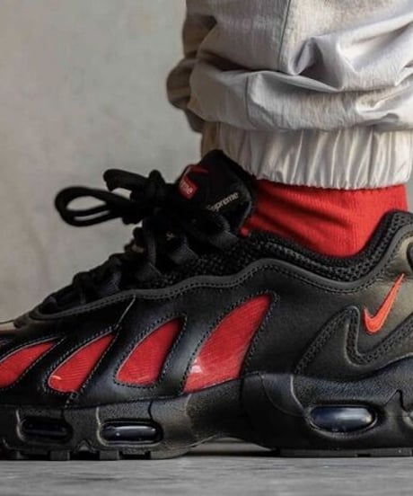 【先着１名様/送料込/国内最安値】新品 NIKE AIR MAX 96 "SUPREME"BLACK/SPEED RED-CLEAR