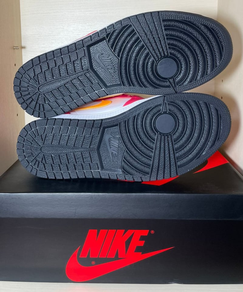定価販売/送料込】新品NIKE AIR JORDAN 1 RETRO HIGH OG LIG 定価販売/送料込】新品NIKE AIR JORDAN 1 RETRO HIGH OG LIG