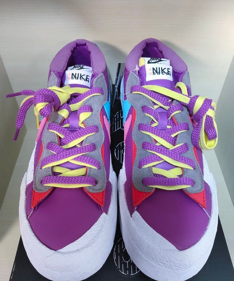 定価以下／激安販売】新品NIKE BLAZER LOW/SACAI/KAWS ブレーザー L