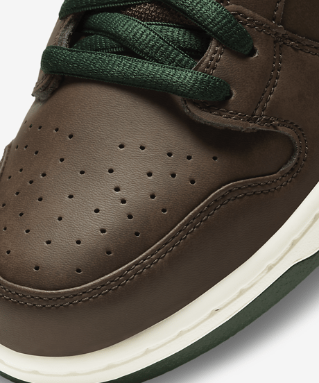 【送料込/最安値】新品 NIKE SB DUNK HIGH PRO "BAROQUE BROWN"