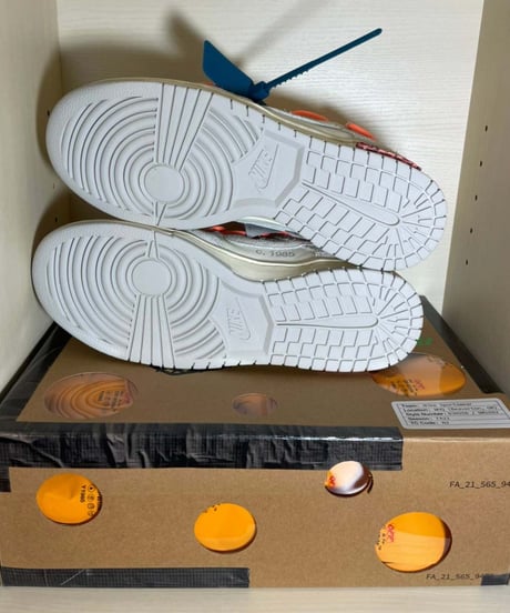 【抽選・定価販売／送料込み】Off-White﻿﻿﻿﻿﻿™ × NIKE DUNK LOW / オフホワイト × ナイキダンクロー