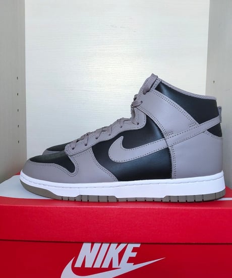 【送料込/最安値】NIKE WMNS DUNK HIGH BLACK/MOON FOSSIL-BLACK
