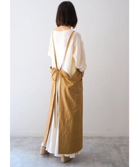 コットンナイロン　エプロンドレス　ギャザーエプロン　キャメル