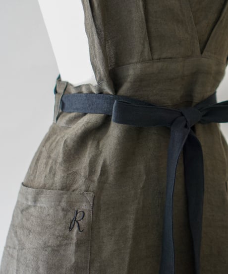 イニシャル刺繍◆①アルファベットと位置選択◆刺繍①と②色選択を一緒にご注文ください