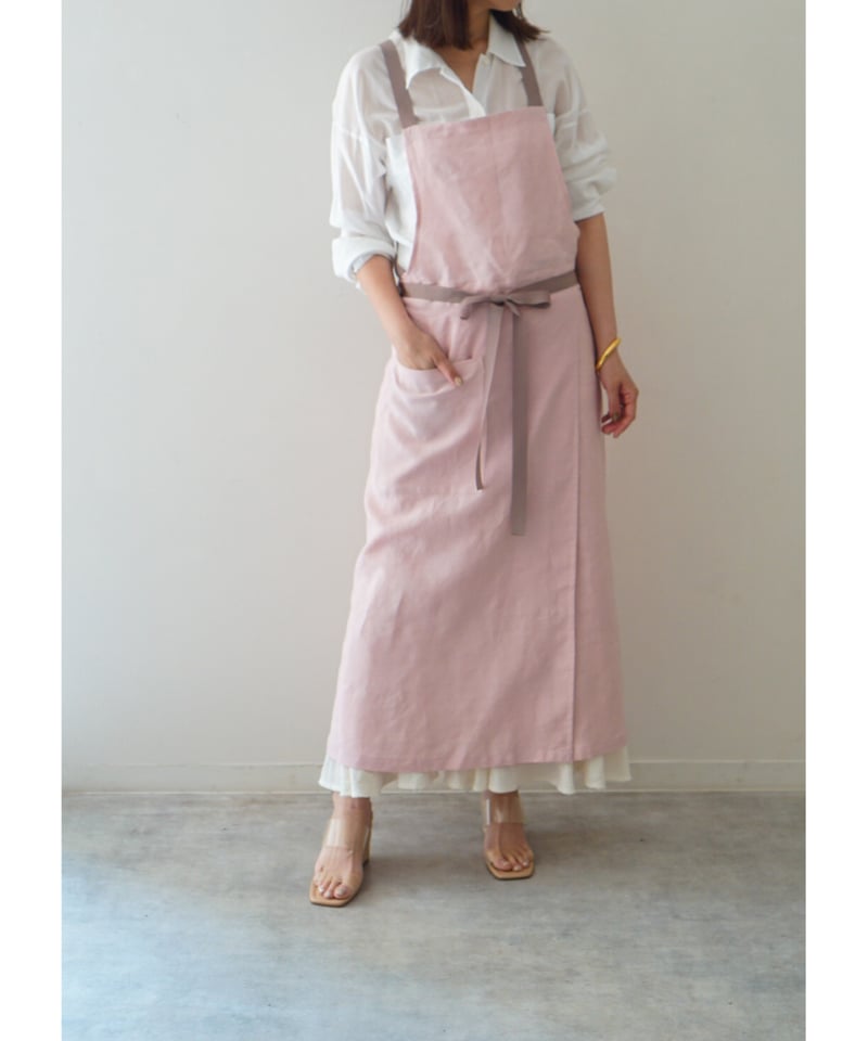Merci エプロン ピンクベージュ Merci(メルシー) エプロン(ライフスタイル) - 海外通販のBUYMA