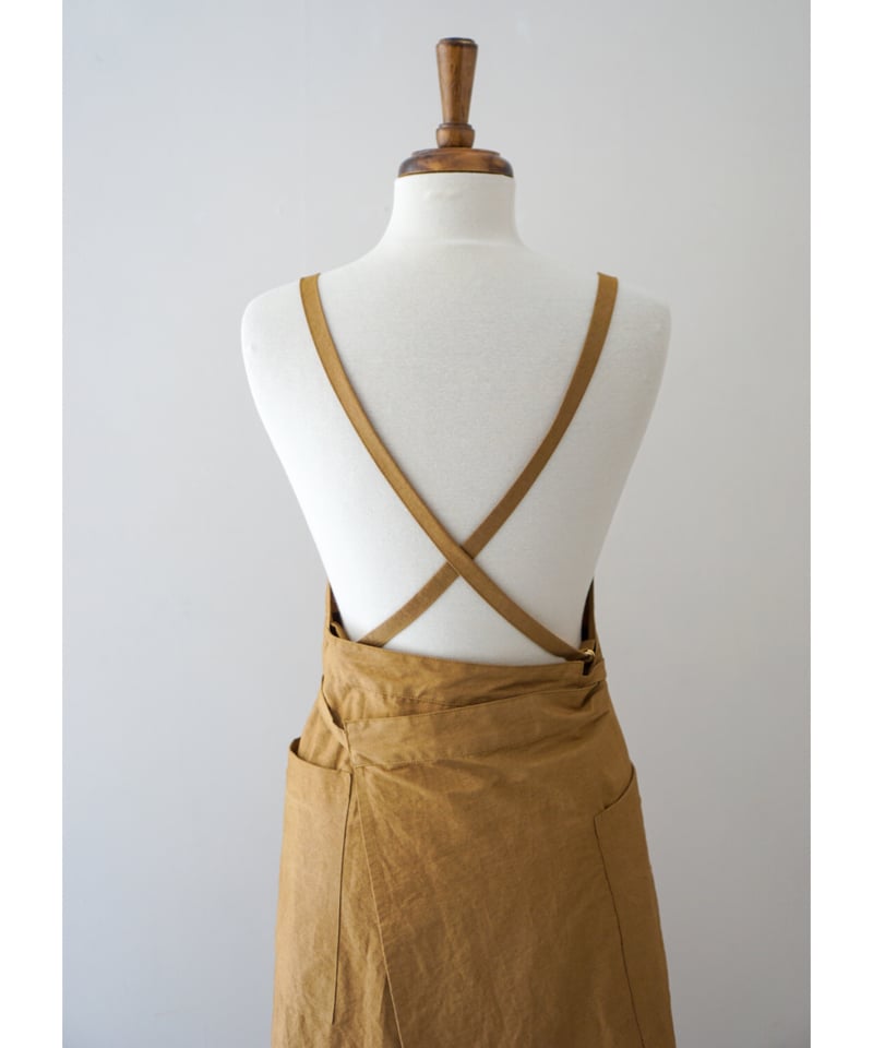 コットンナイロン エプロンドレス ギャザーエプロン キャメル | E'PICE