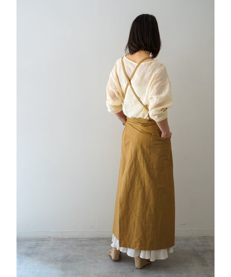コットンナイロン エプロンドレス ギャザーエプロン キャメル | E'PICE