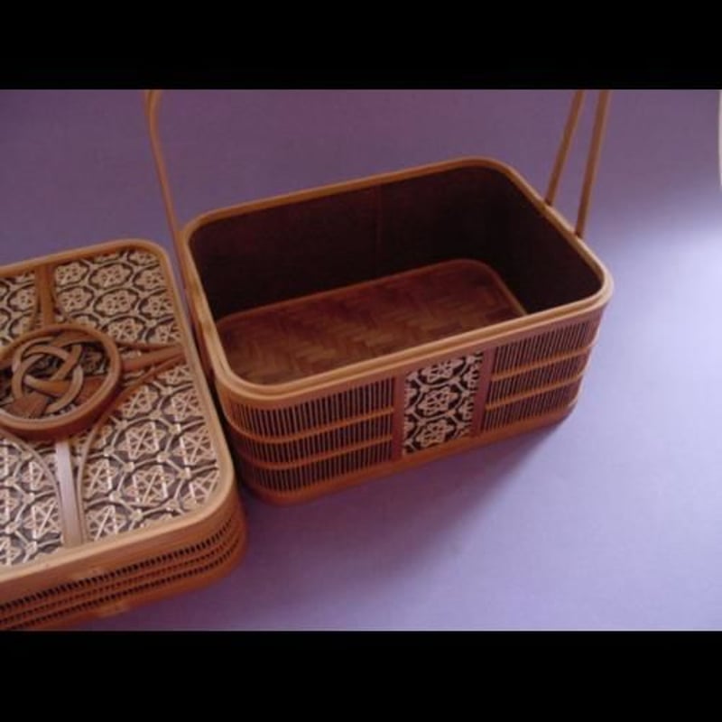 天然木　菓子器　 古道具　工芸品 駿河竹千筋細工 淡路手付菓子器 二段角 | minori-frontier