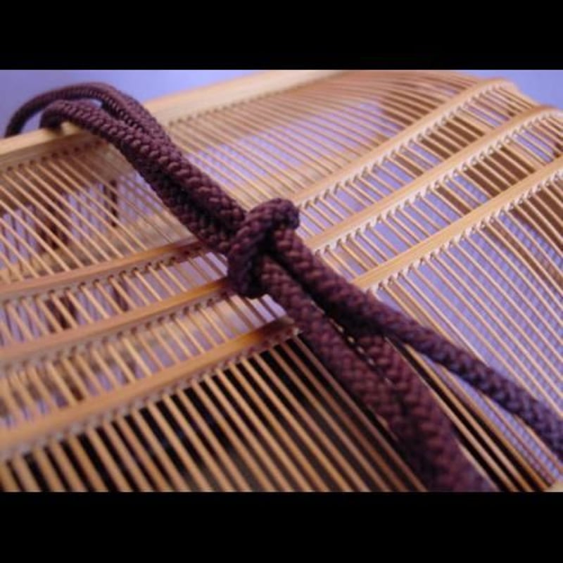 駿河竹千筋細工 御殿虫籠（桐箱入り） | minori-frontier