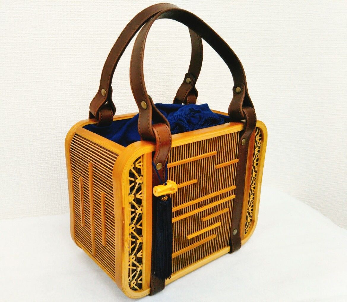 駿河竹千筋細工　バッグ　持ち手藍色 楽天市場】駿河竹千筋細工 手提げ かご 葵 (小) バッグ 手提げ籠