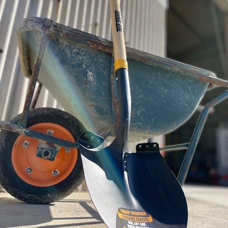 TRUE TEMPER 「round shovel D grip」