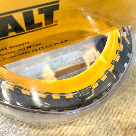 DEWALT「safety goggle」