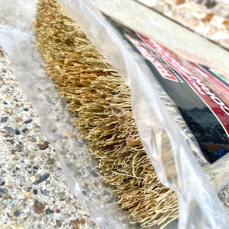 HARPER「corn broom」