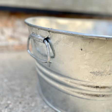 BEHRENS「7.5gallon oval tub」