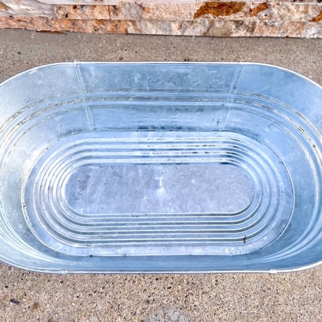 BEHRENS「7.5gallon oval tub」