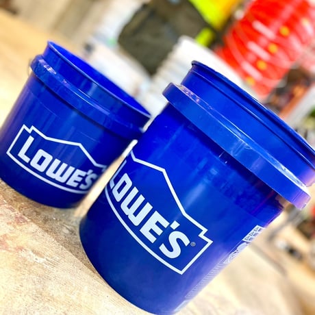 LOWES「2gallon bucket」