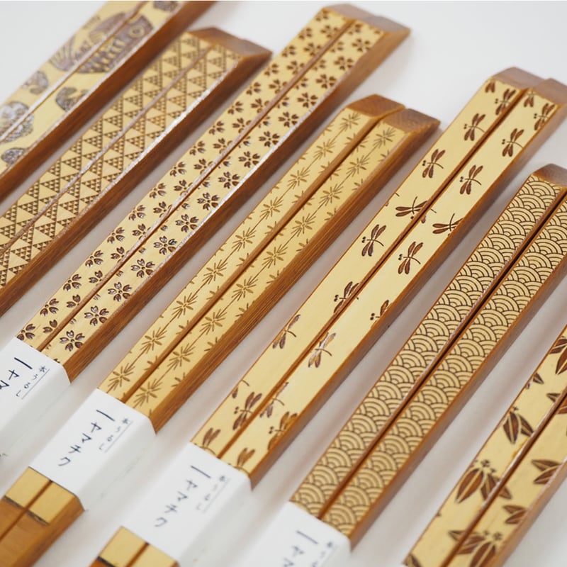 うるし白竹彫刻箸23cm/21cm | 竹の、箸だけ。ヤマチク（熊本県南関町）