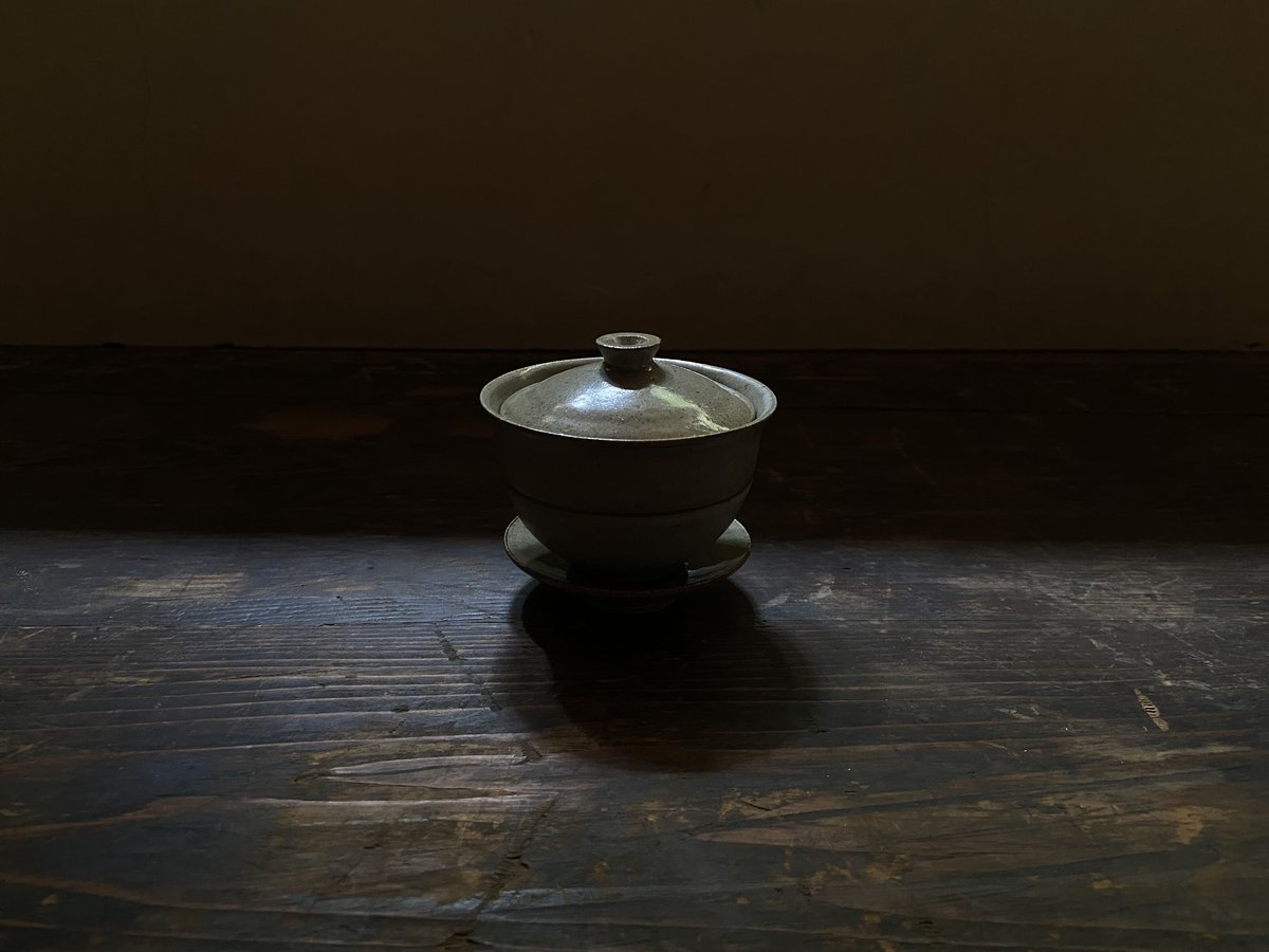 枝月窯 齋藤有希子 / 淡緑釉蓋碗 LINE | 岳間茶寮 好信楽