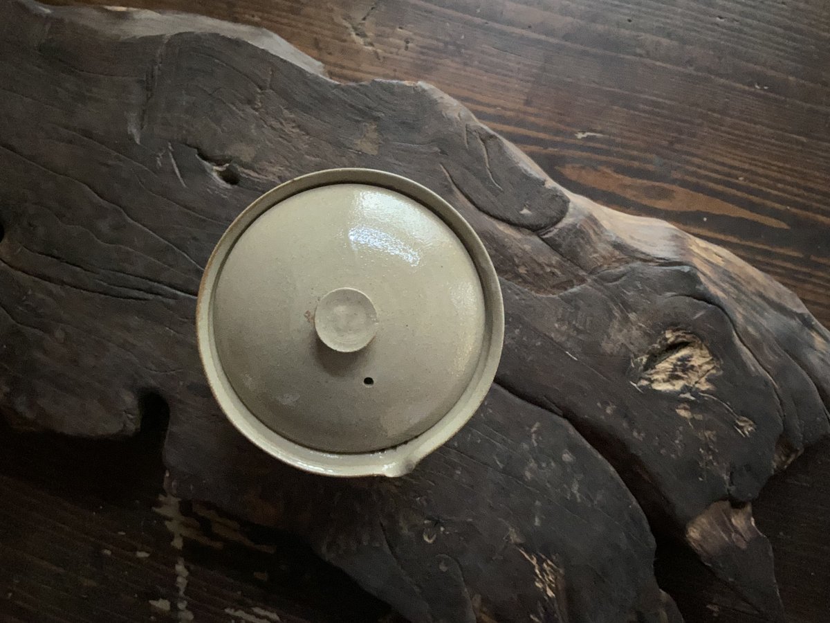 好信楽別注 枝月窯/齋藤有希子 茶釉宝碗「Mana」 | 岳間茶寮 好信楽