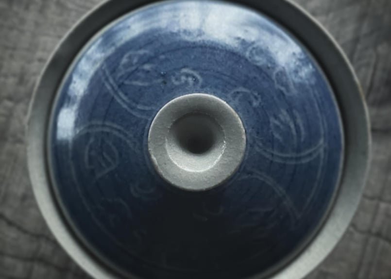 中国清時代　唐草文蓋茶碗2客直径12.5/12.7㎝タトチ東な7-0211☆2F 中国清時代 唐草文蓋茶碗2客直径12.5/12.7㎝タトチ東な