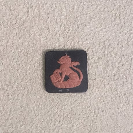 LION BLACK