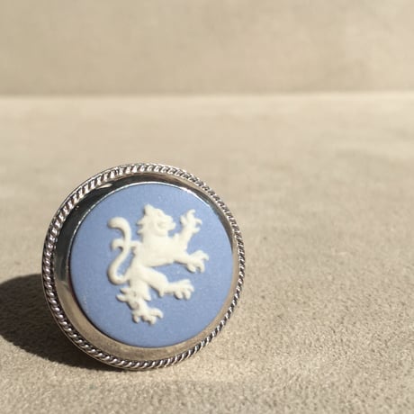 STANDFING TIGER  LIGHT BLUE
