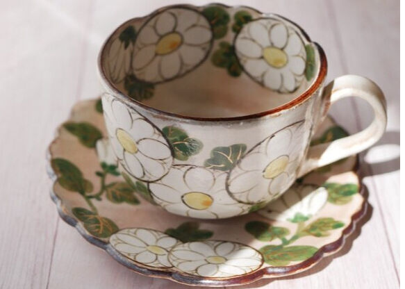 コーヒー碗皿 菊の図 | 【公式オンラインショップ】京のやきもの わくわく