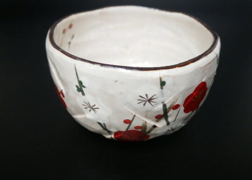 梅の抹茶茶碗。 抹茶碗梅花皮楽型 国輔作（桐箱）｜萩焼窯元 萩陶苑 椿秀窯