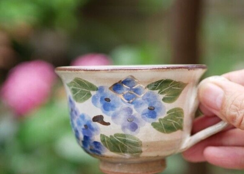 コーヒー碗皿 紫陽花(お皿:タタラ) | 【公式オンラインショップ】京 コーヒー碗皿 紫陽花(お皿:タタラ) | 【公式オンラインショップ】京