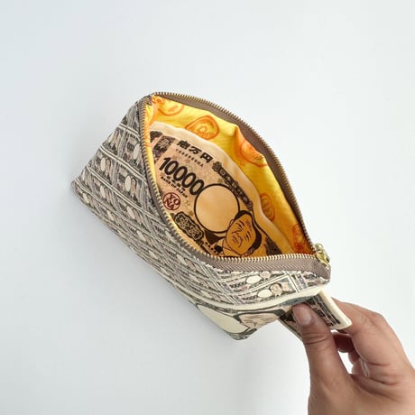 栄一くんだらけの栄一くんポーチ