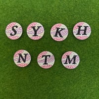 ピンクのプッチ柄イニシャル