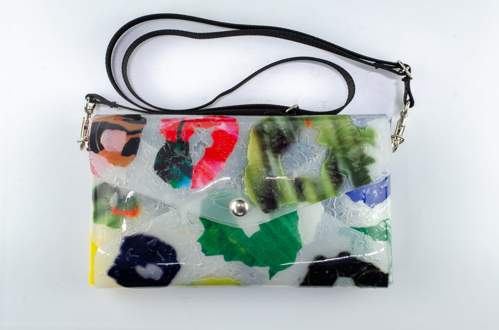 SHOULDER POUCH the GazettE 異演　ショルダー　ポーチ the GazettE 異演 SHOULDER POUCH（theGazettE - Search / X）