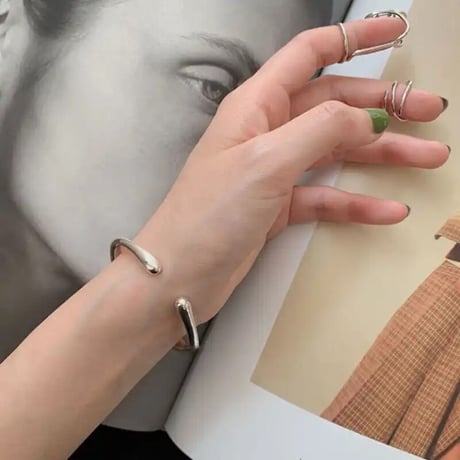 bangle