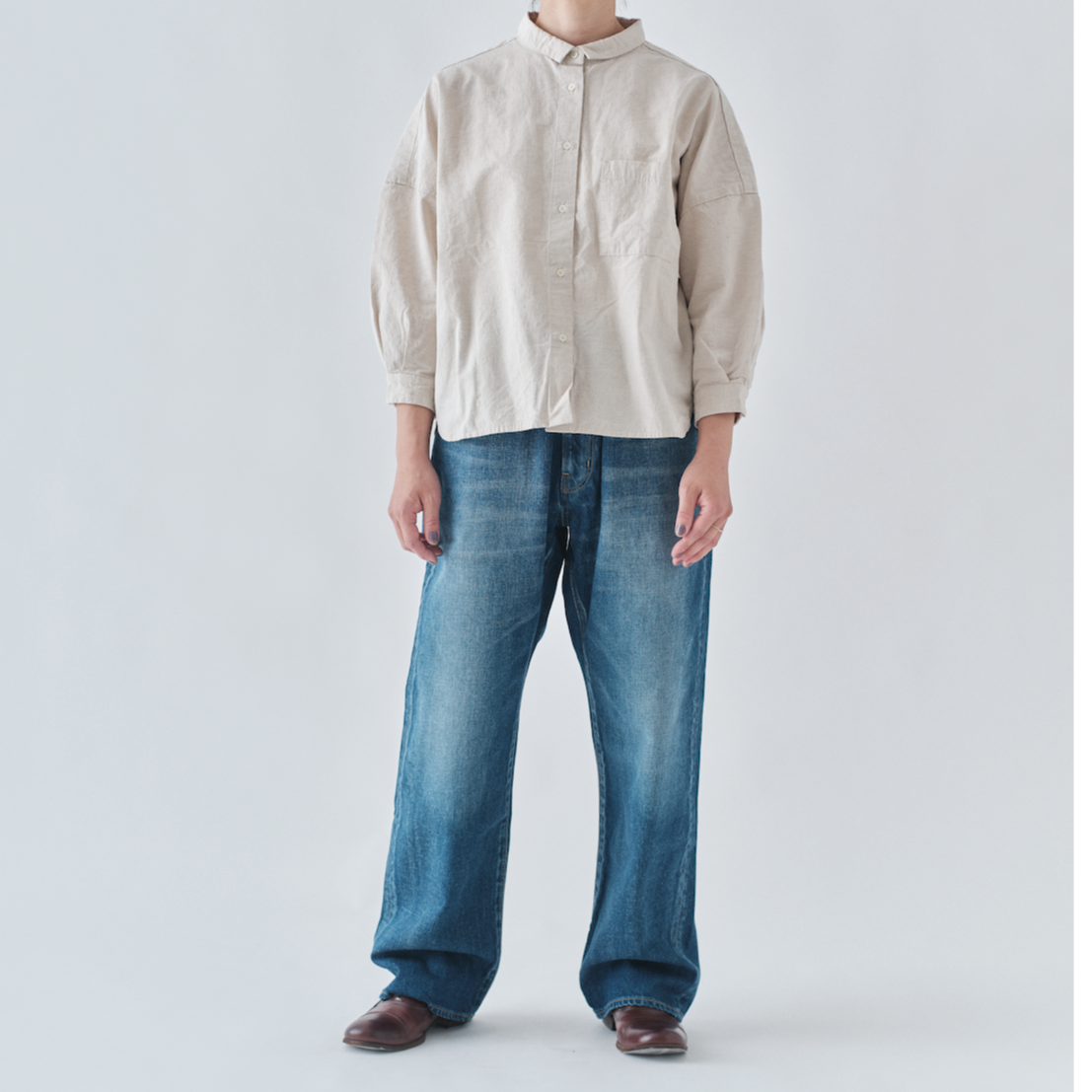 美品 完売品 BEARDSLEY デニムプルオーバー ホワイト 美品 完売品 BEARDSLEY デニムプルオーバー ホワイト