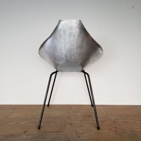 アルミチェア　Onion Chair(玉葱型の椅子)